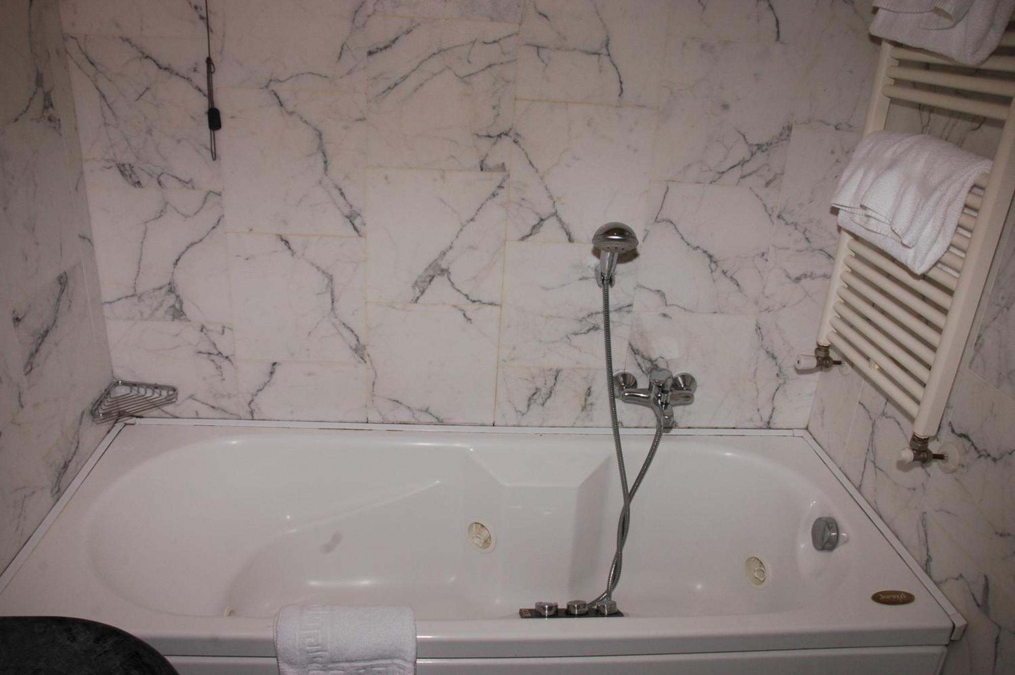 Hotel Michelangelo Palace & Spa Terni Cameră foto